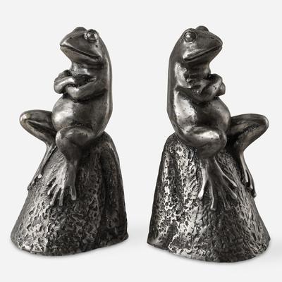Uttermost - Set of 2 Daydreaming Frogs Bookends - 18150